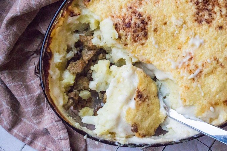 Bloemkool met puree en gehakt uit de oven - Vickylicious