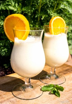 Smoothie van yoghurt en sinaasappel