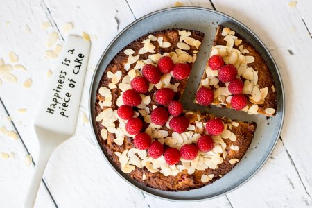 Amandelcake met frambozen