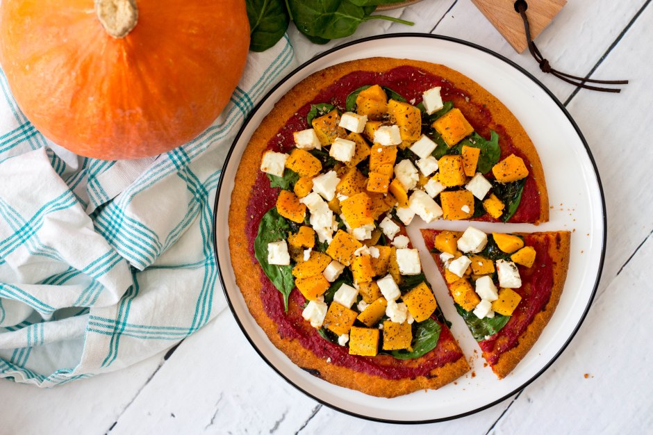 Pizza met pompoen, spinazie en feta