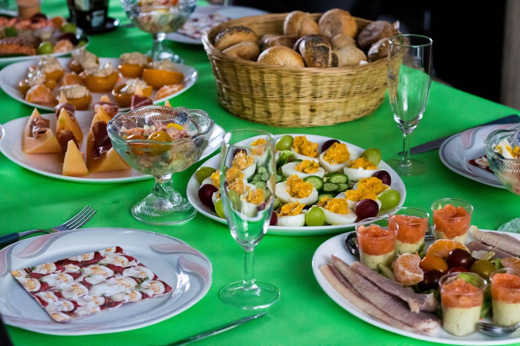 Mama's visschotel (kersttraditie)