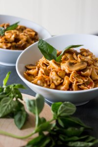 Tortellini met champignons en tomatensaus – Vickylicious