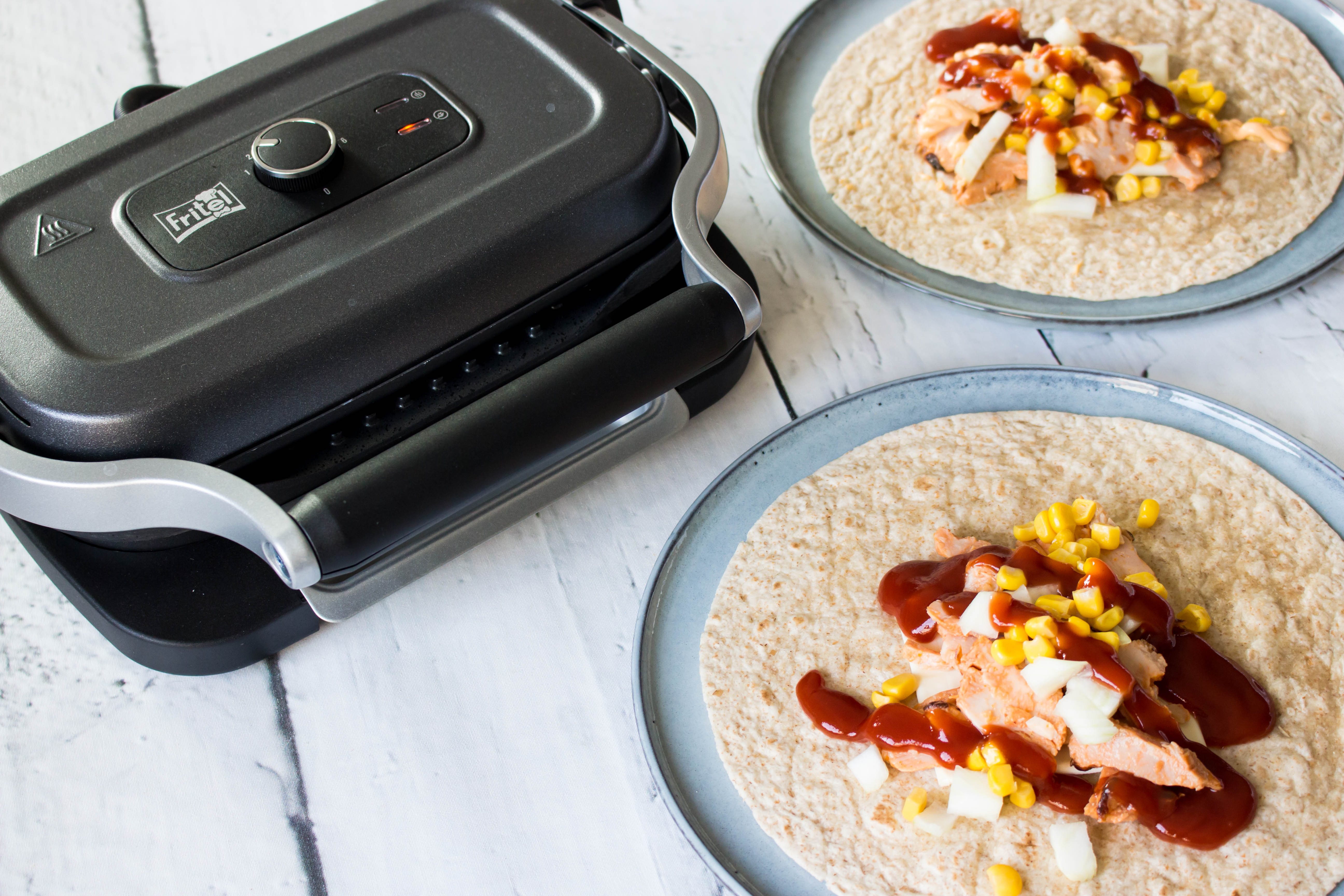 Gegrilde wraps met kip, emmentaler, maïs en ui - Vickylicious - Fritel