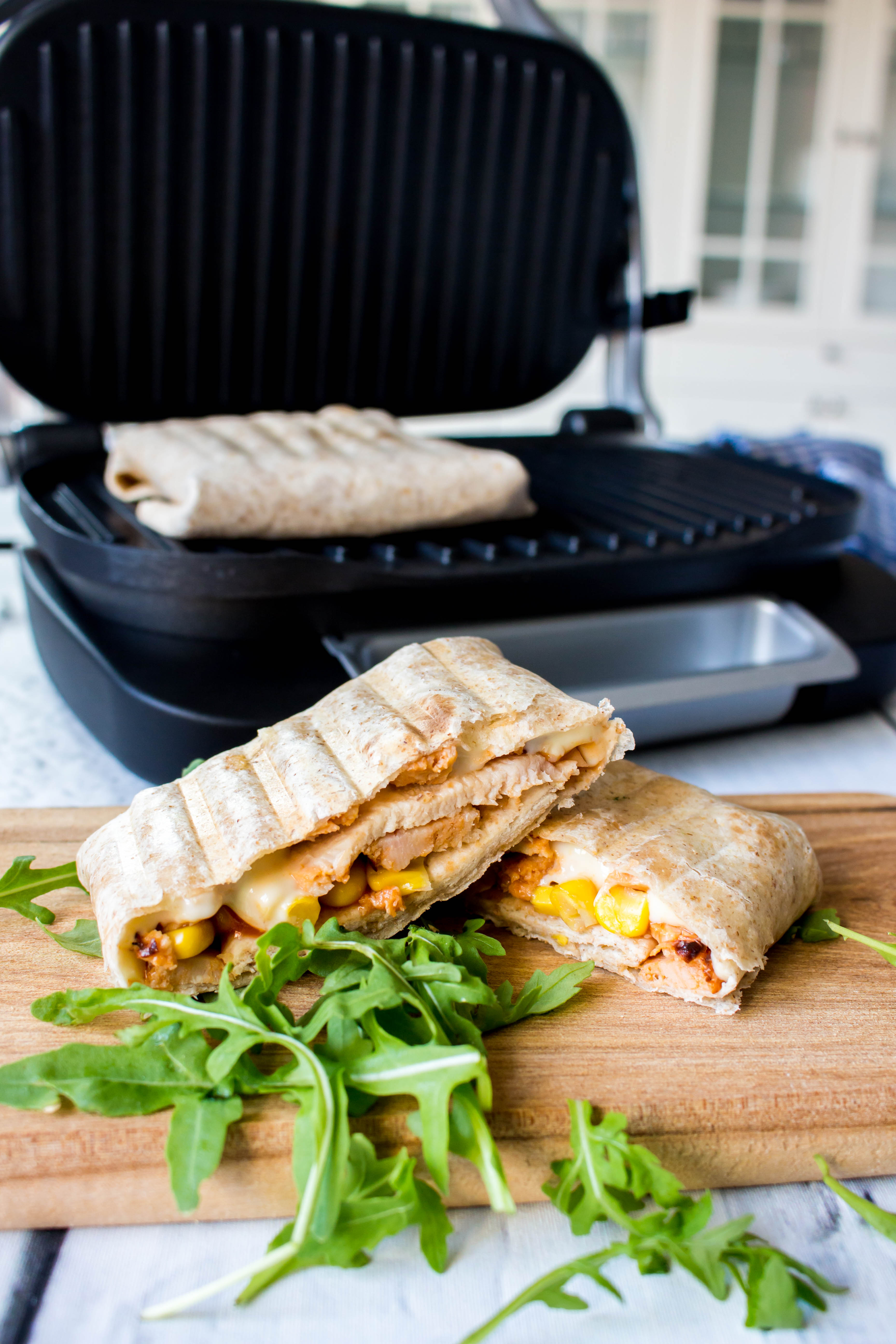 Gegrilde wraps met kip, emmentaler, maïs en ui - Vickylicious - Fritel