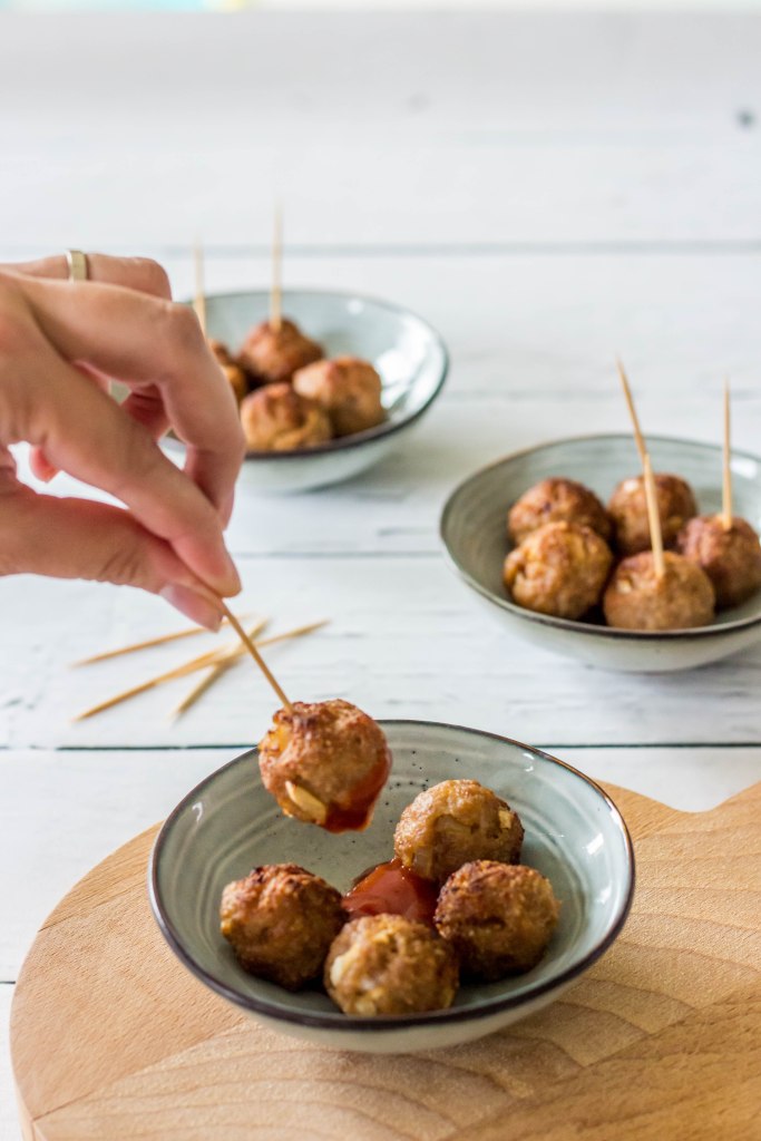Mini gehaktballetjes uit de hetelucht friteuse - Vickylicious