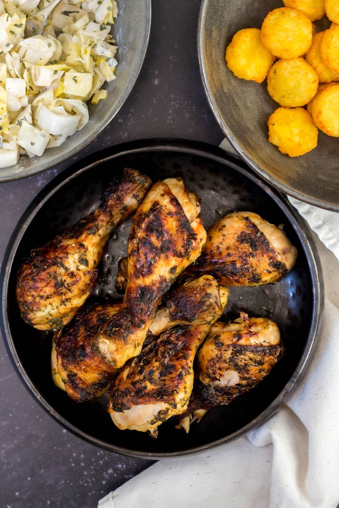Gemarineerde kippenbouten met een salade van witloof en appel - Vickylicious