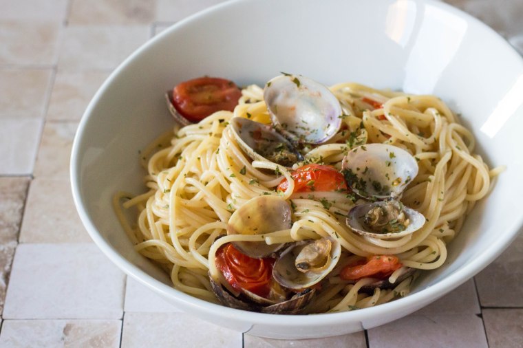 Spaghetti vongole - Vickylicious